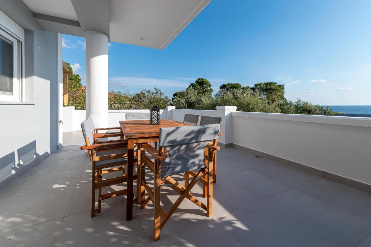Rizes Seaside Homes Vromonérion Dış mekan fotoğraf
